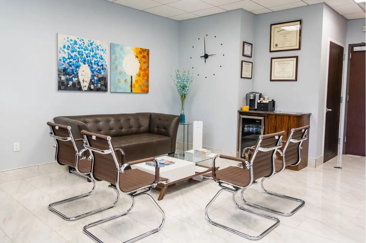 Waiting room at Dental Korner in Great Neck